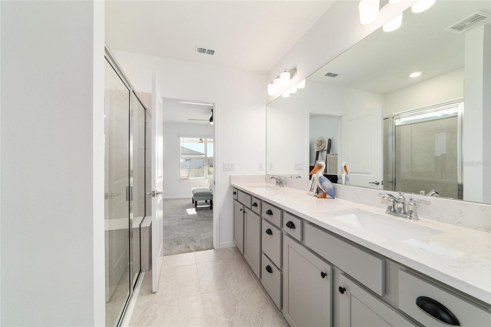 Image 20 of 59 For 8392 54th Loop