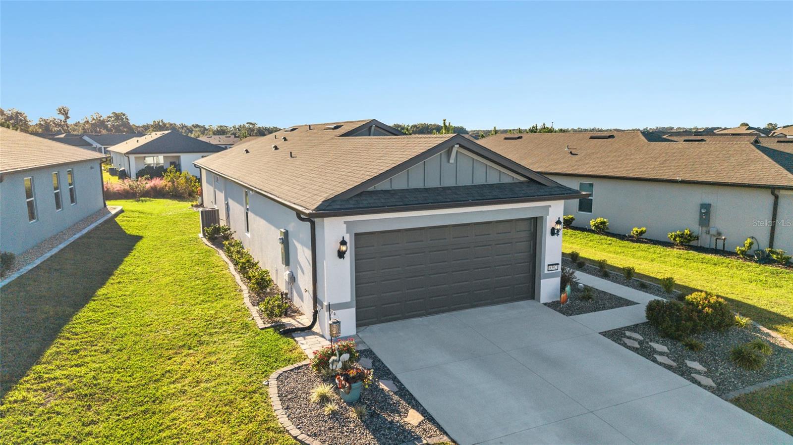 Image 34 of 59 For 8392 54th Loop