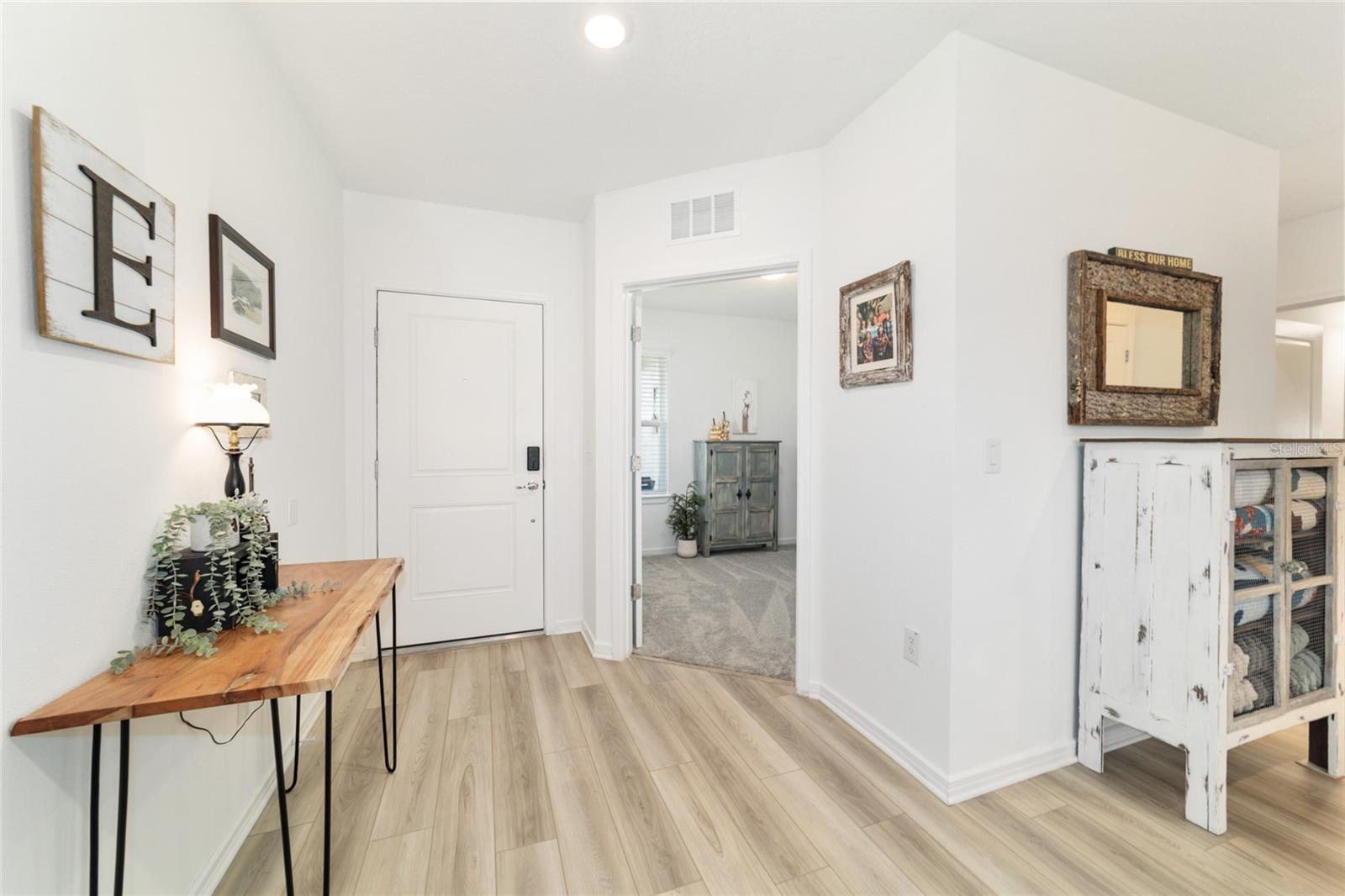 Image 5 of 59 For 8392 54th Loop