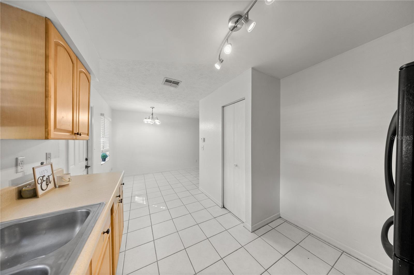 Image 14 of 32 For 6301 67th Terrace