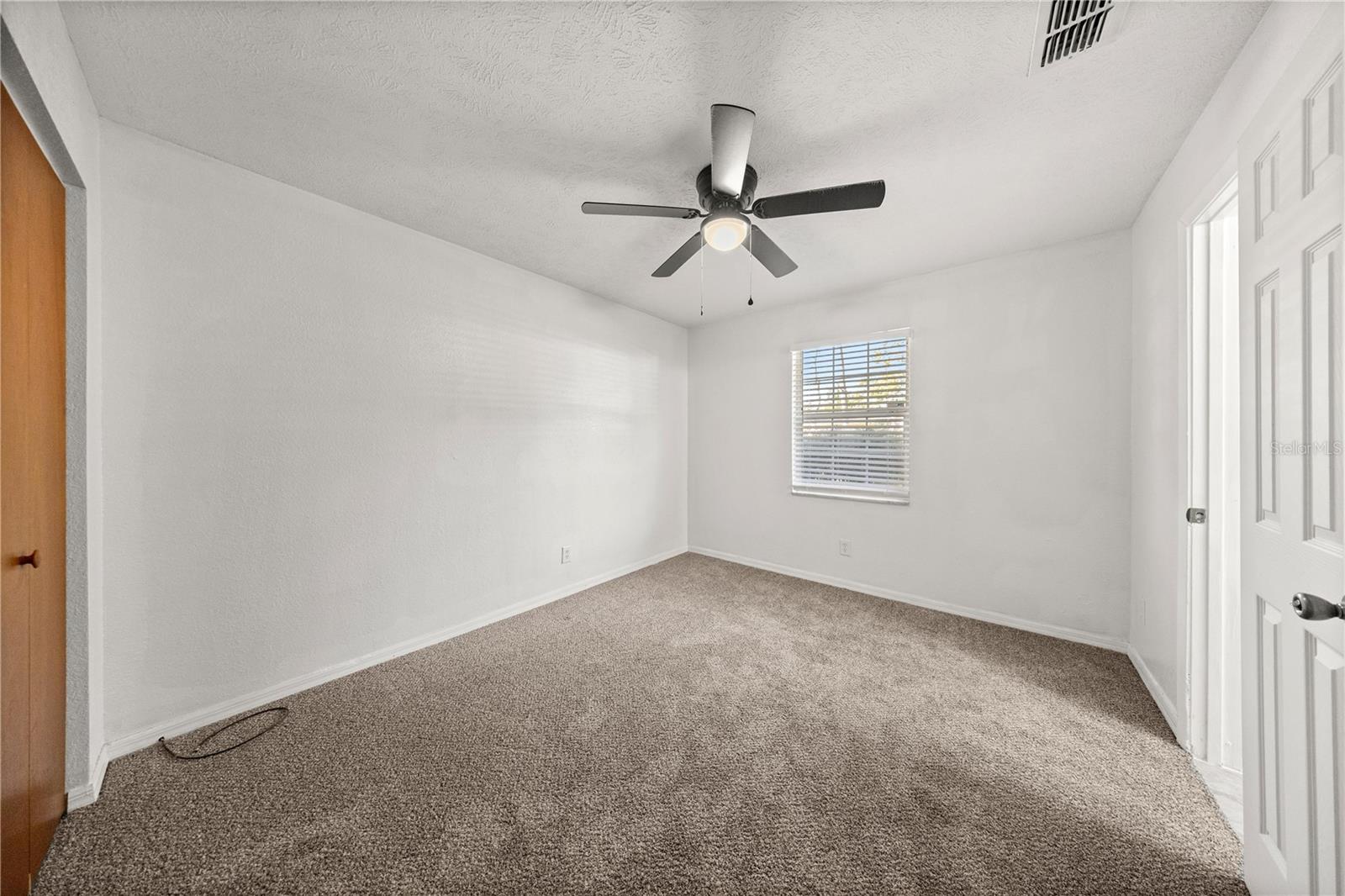 Image 16 of 32 For 6301 67th Terrace