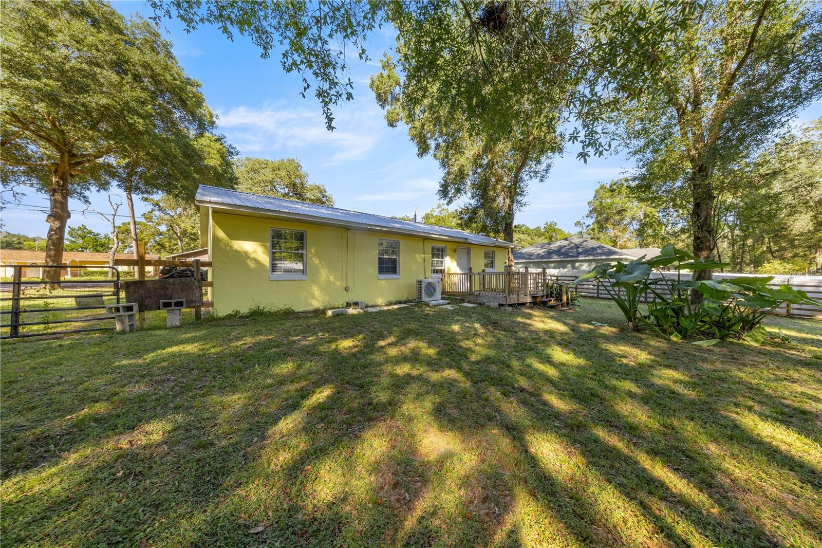 Image 26 of 32 For 6301 67th Terrace