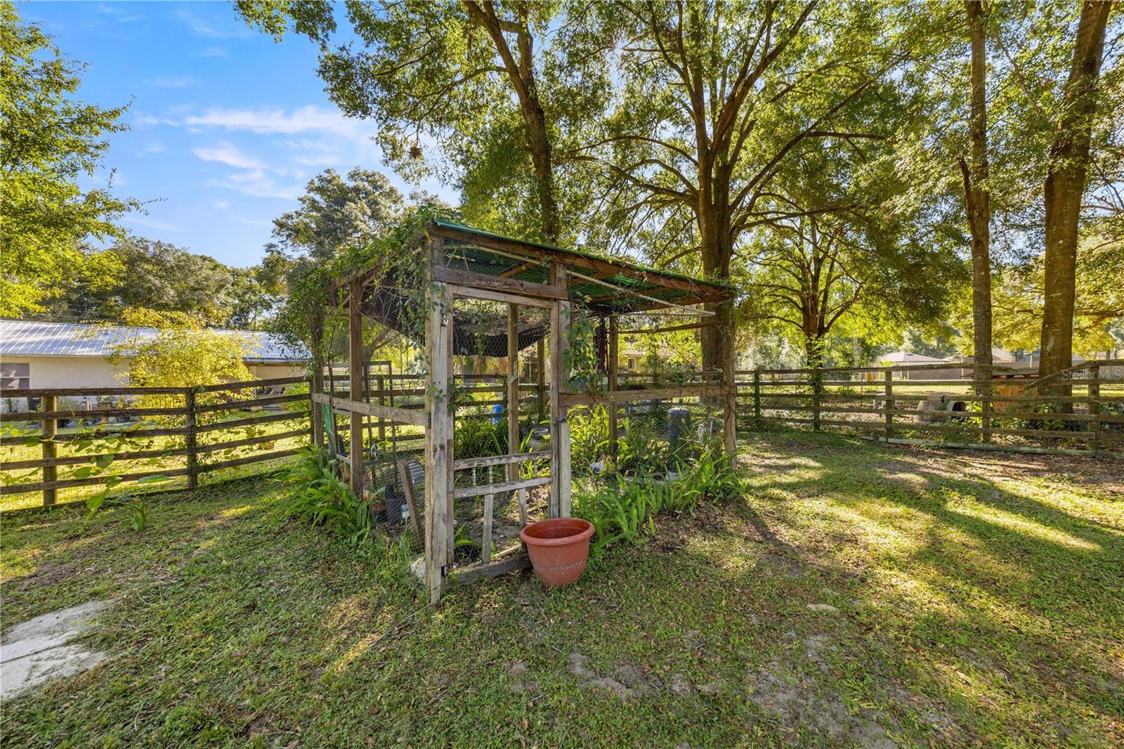 Image 27 of 32 For 6301 67th Terrace