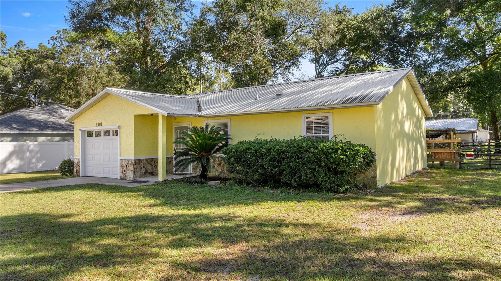 Image 3 of 32 For 6301 67th Terrace