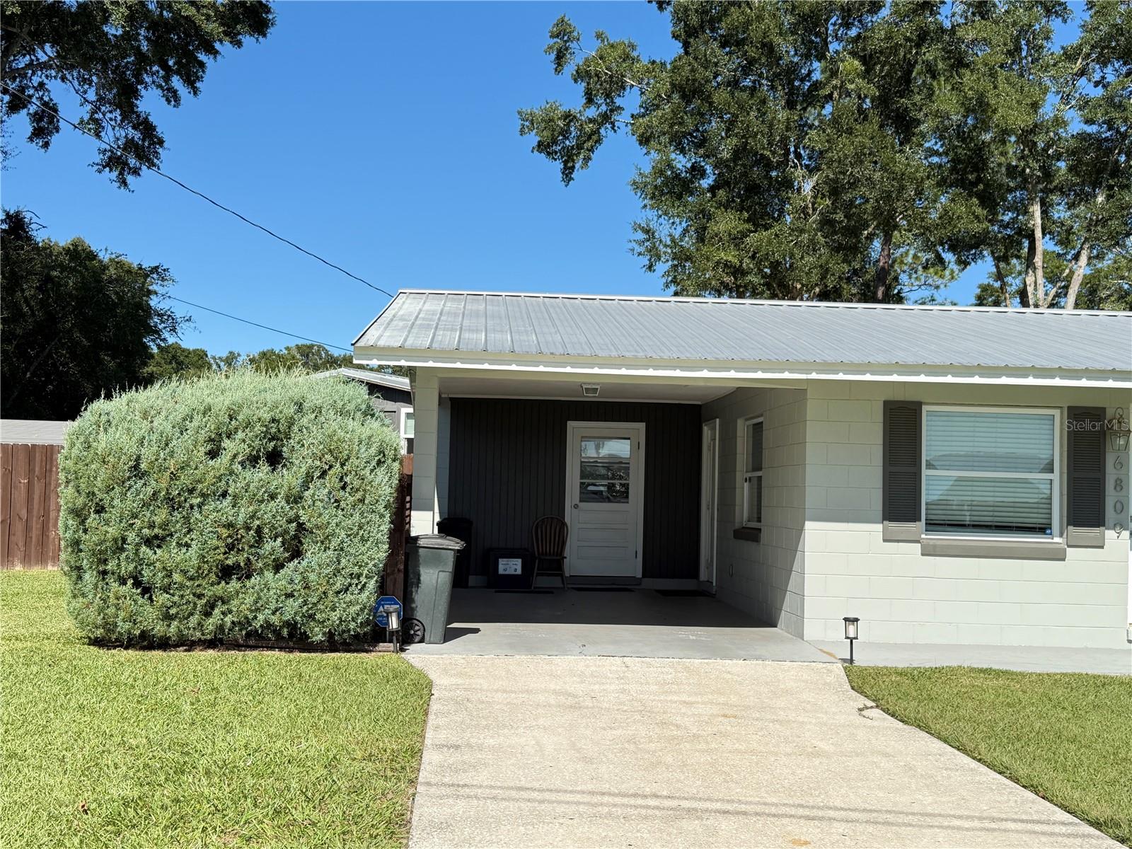 Listing photo id 24 for 6809 60th Street