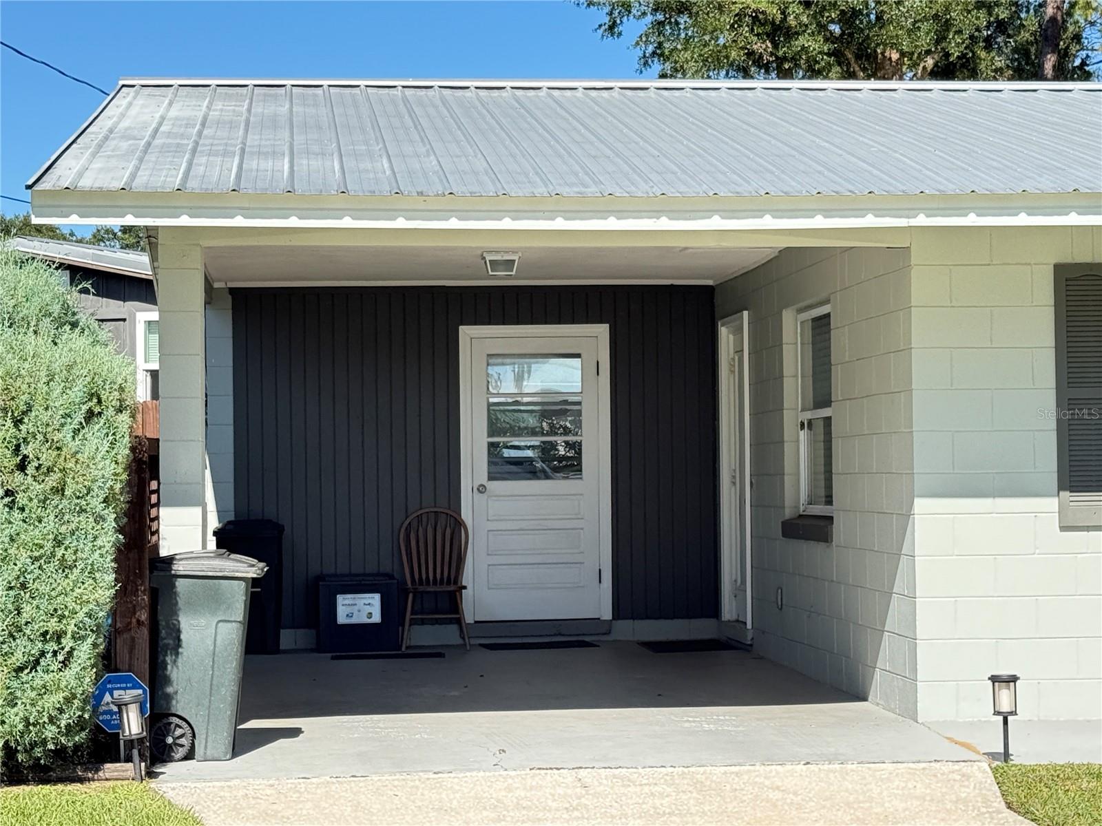 Listing photo id 25 for 6809 60th Street