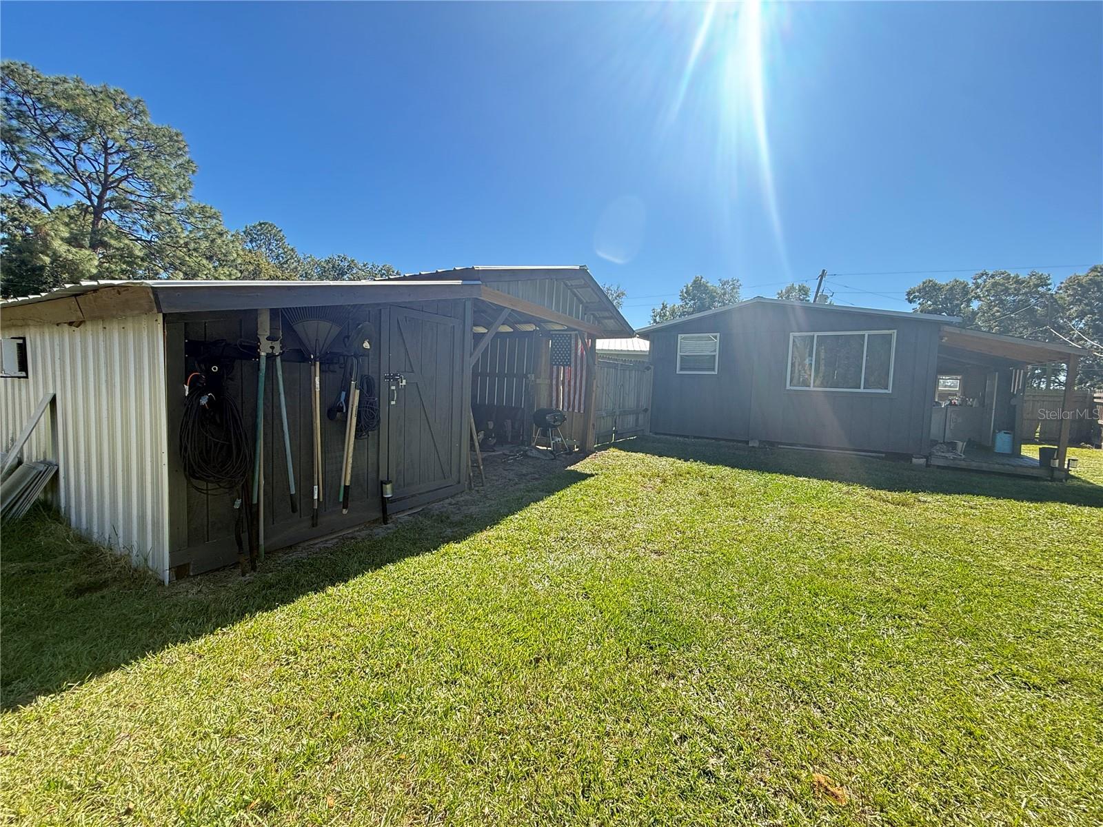 Listing photo id 38 for 6809 60th Street