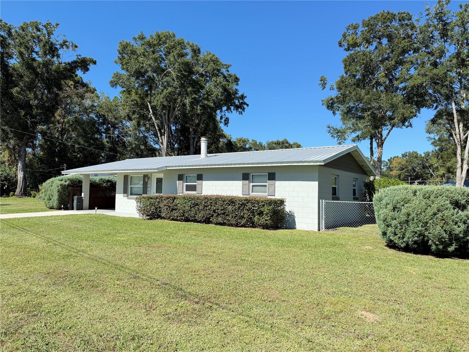 Listing photo id 39 for 6809 60th Street