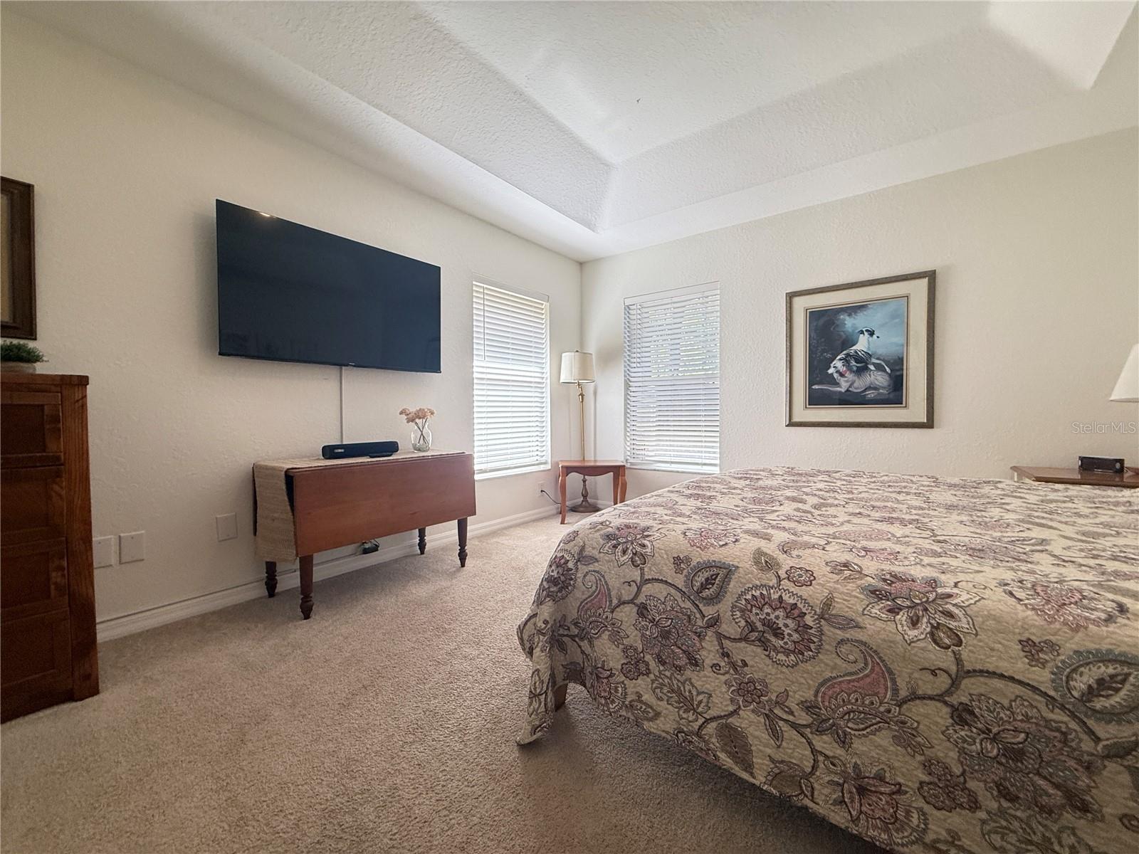 Listing photo id 18 for 6470 56th Terrace