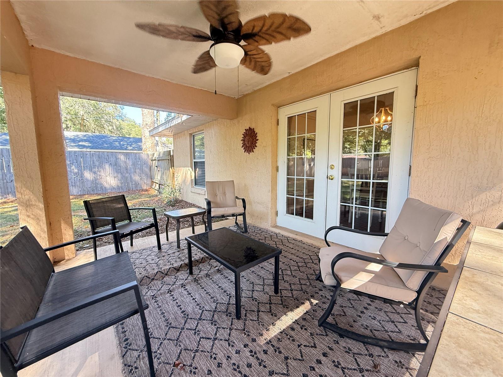 Listing photo id 26 for 6470 56th Terrace