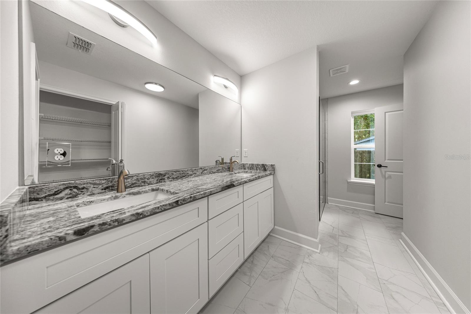 Image 17 of 32 For 7591 78th Street