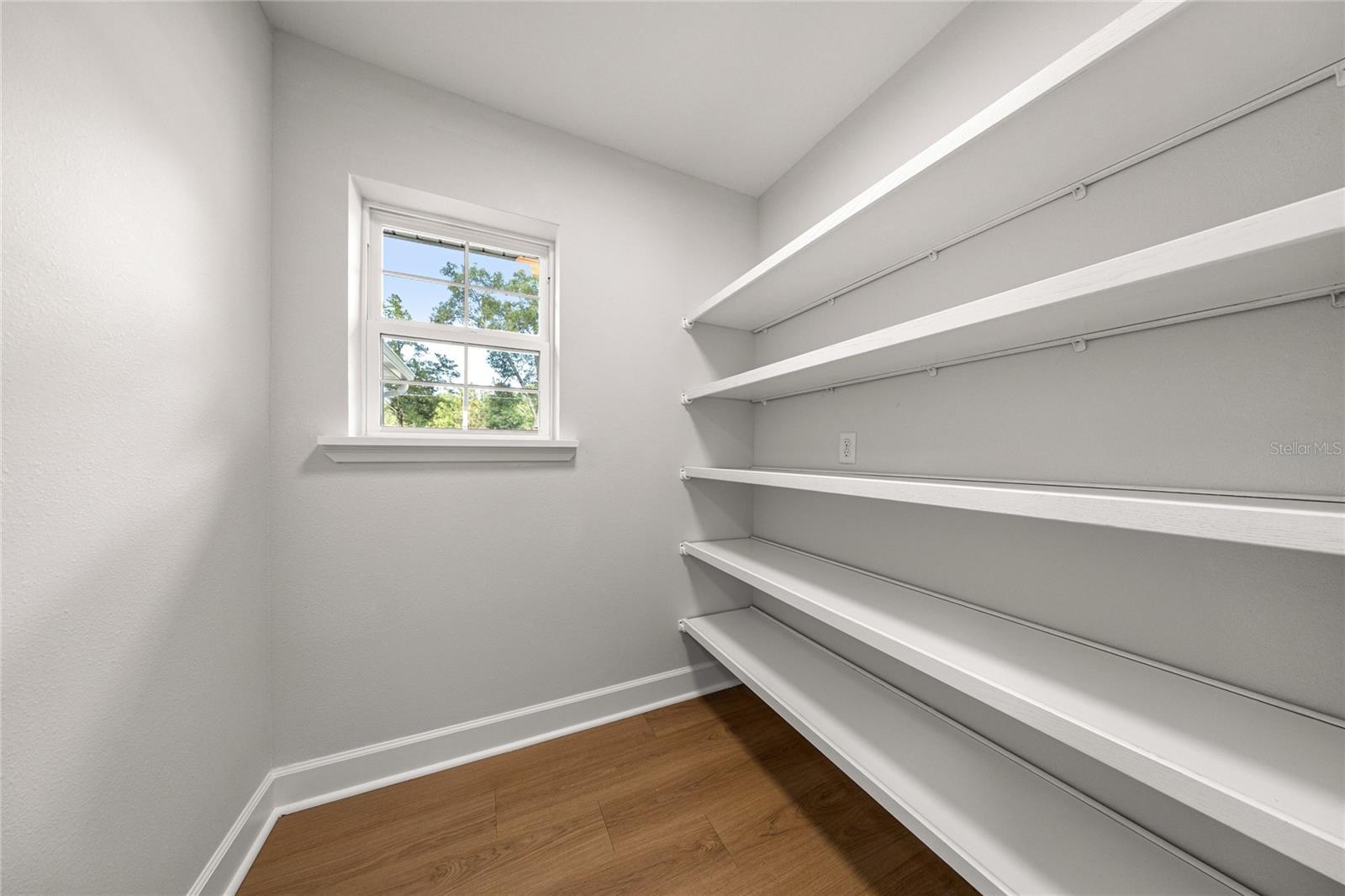 Image 21 of 32 For 7591 78th Street