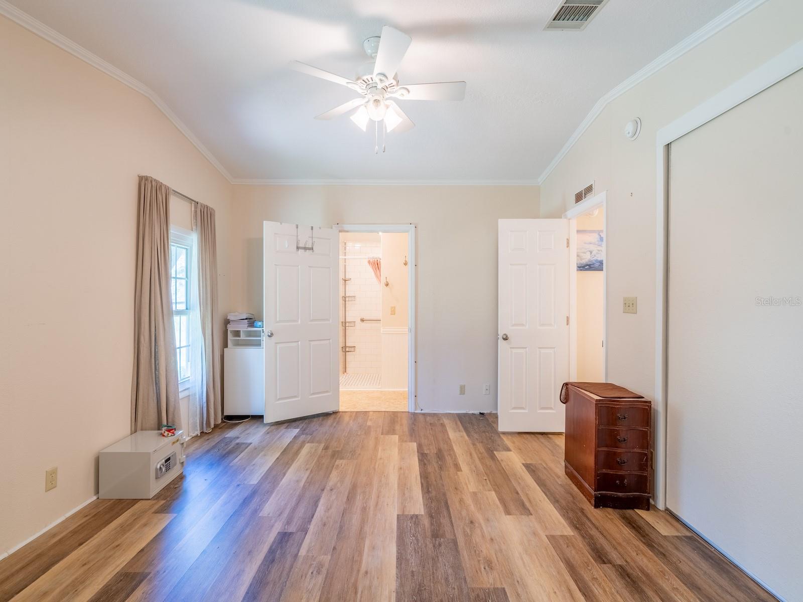 Image 24 of 44 For 14684 204th Place