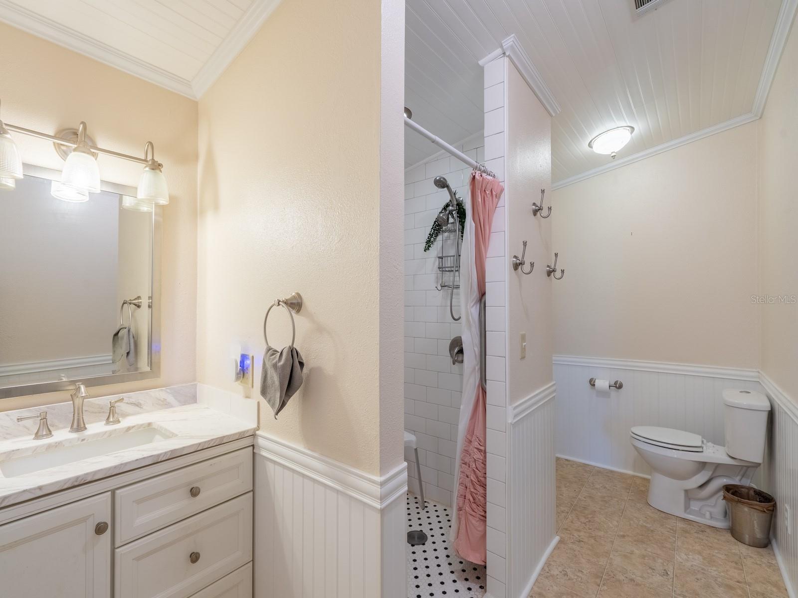 Image 25 of 44 For 14684 204th Place