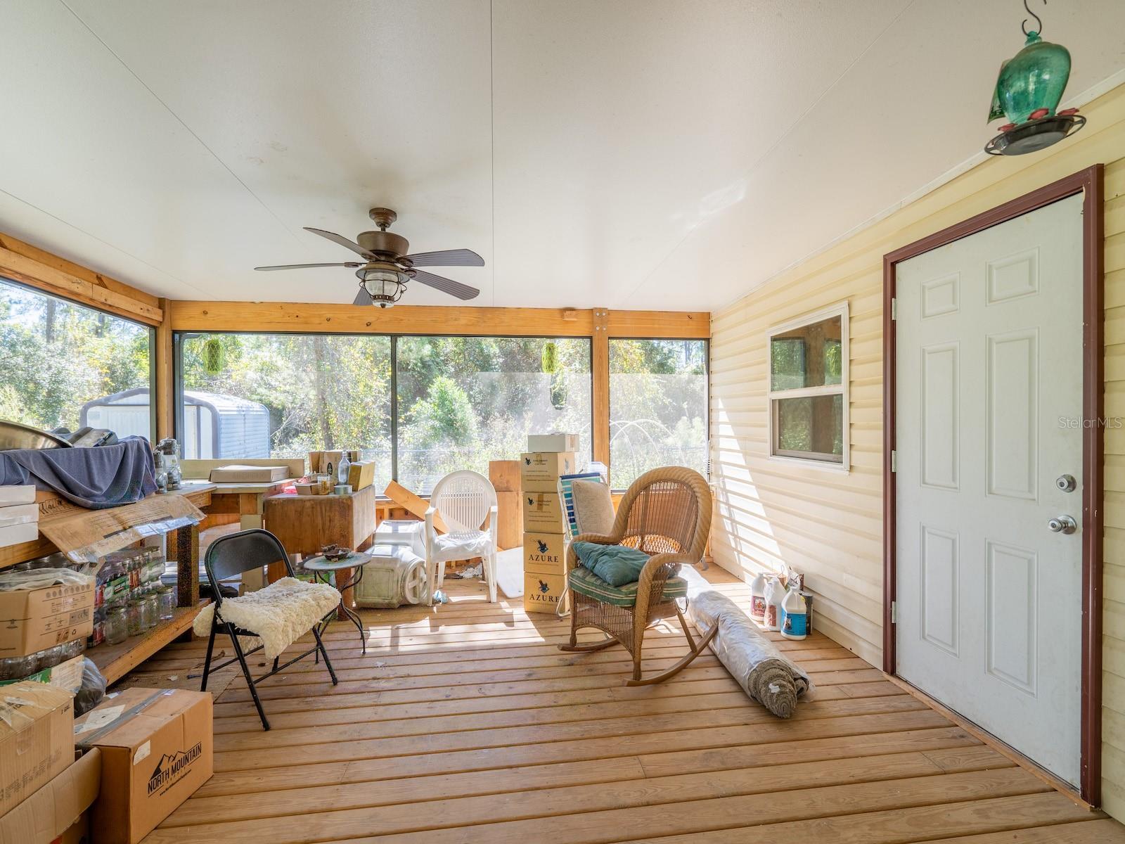 Image 27 of 44 For 14684 204th Place