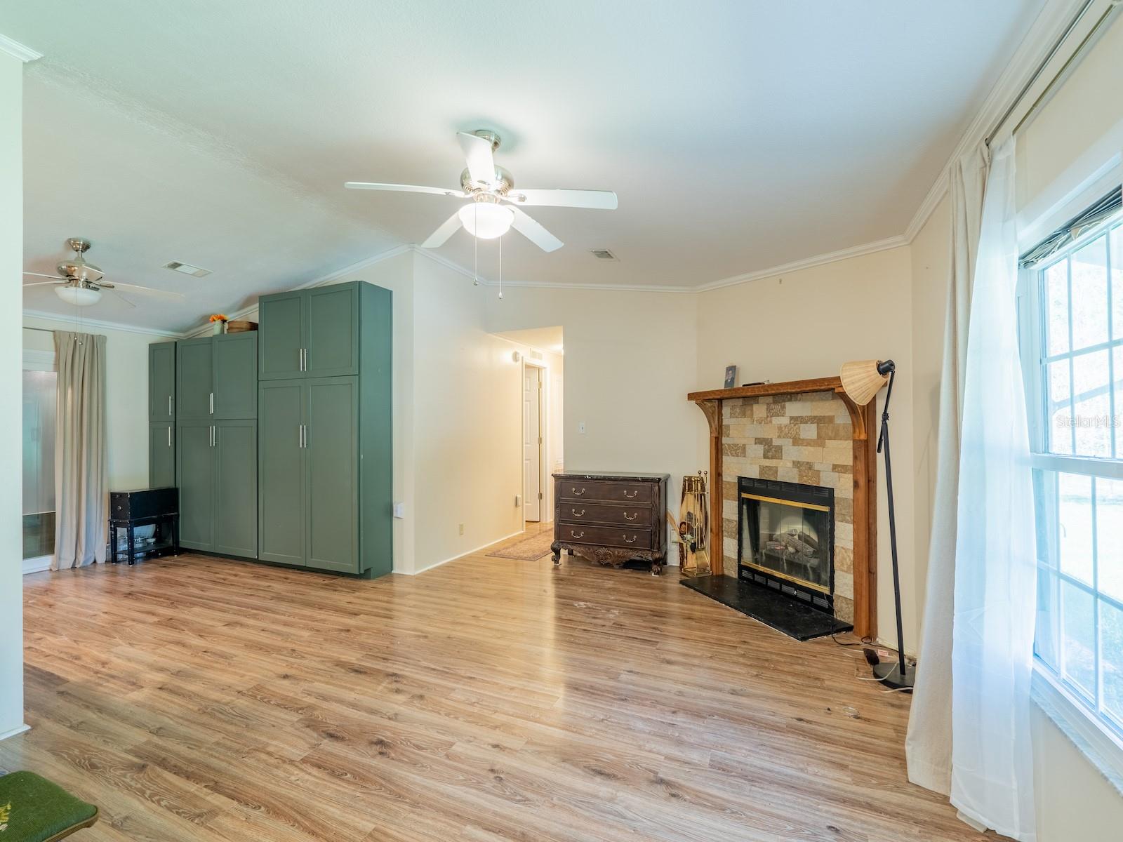 Image 8 of 44 For 14684 204th Place