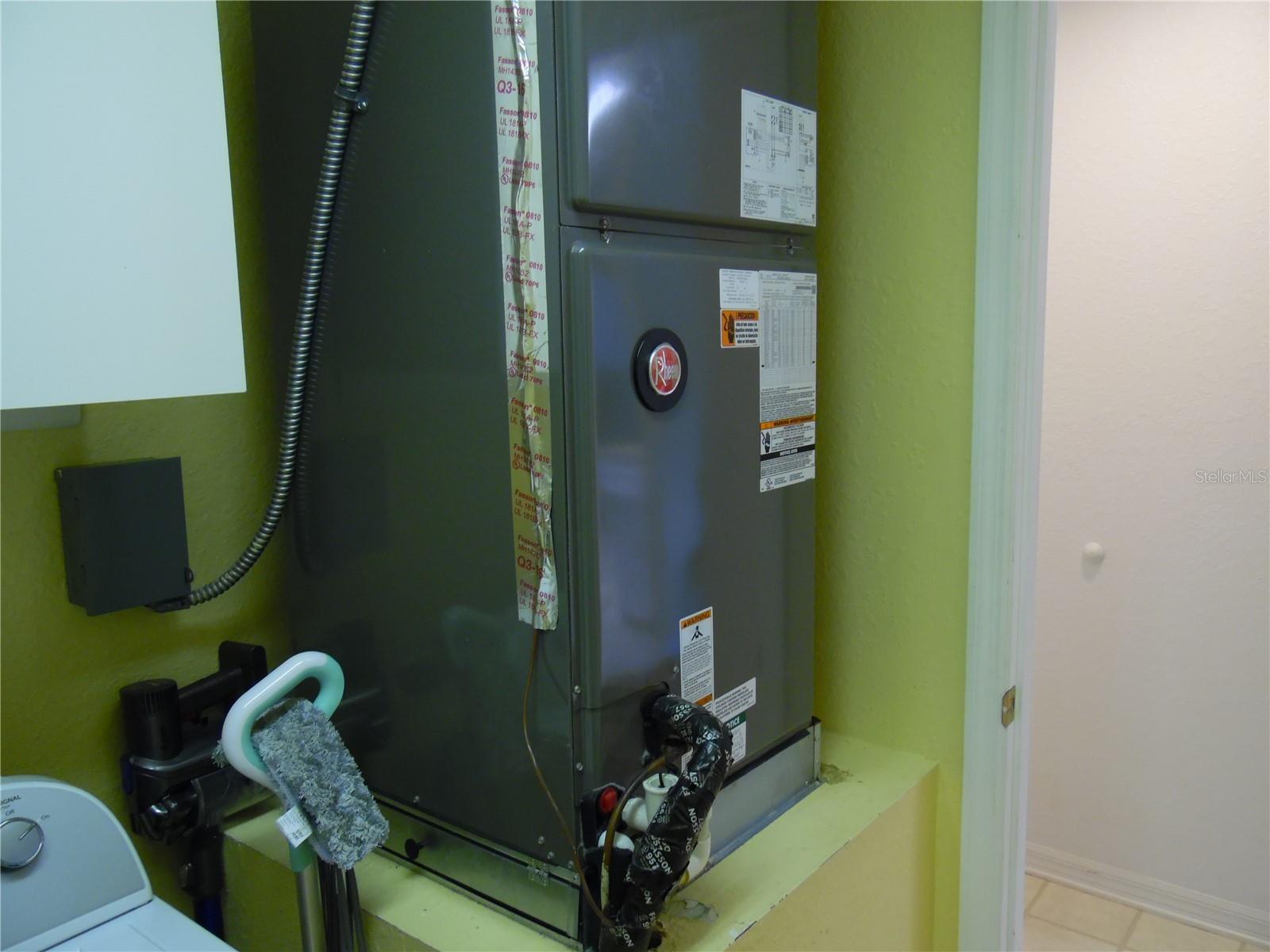 Image 23 of 79 For 11395 139th Street