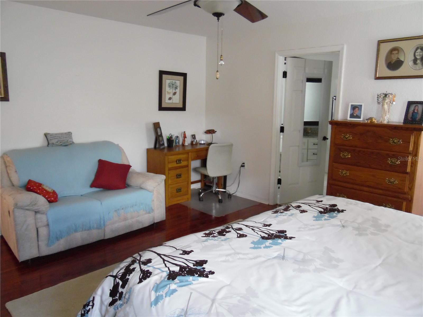 Image 28 of 79 For 11395 139th Street