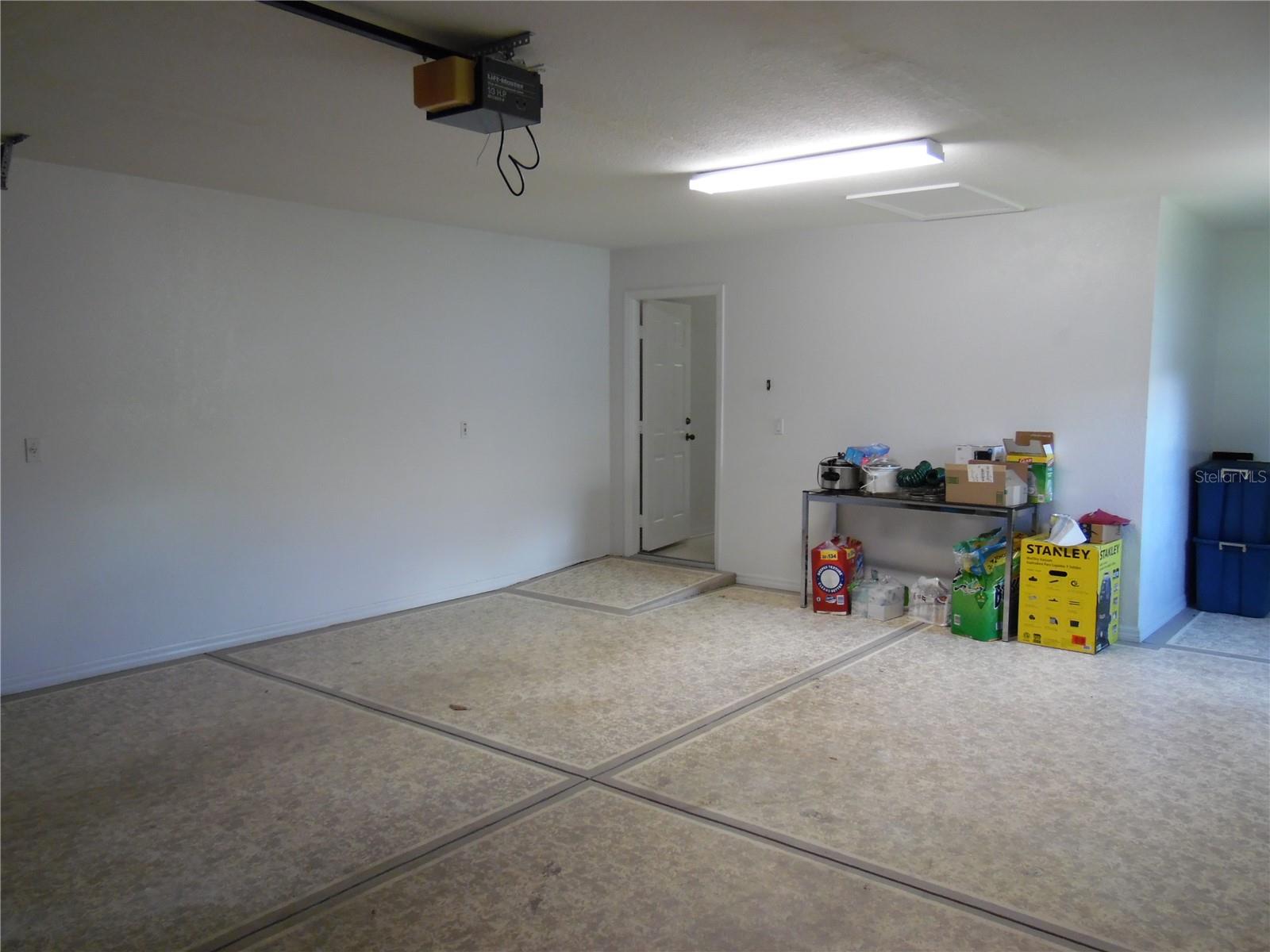 Image 59 of 79 For 11395 139th Street