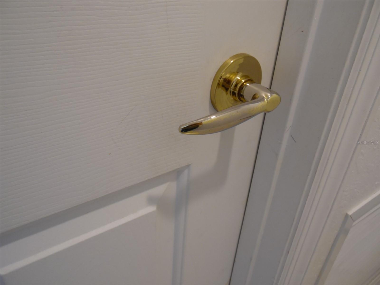 Image 62 of 79 For 11395 139th Street