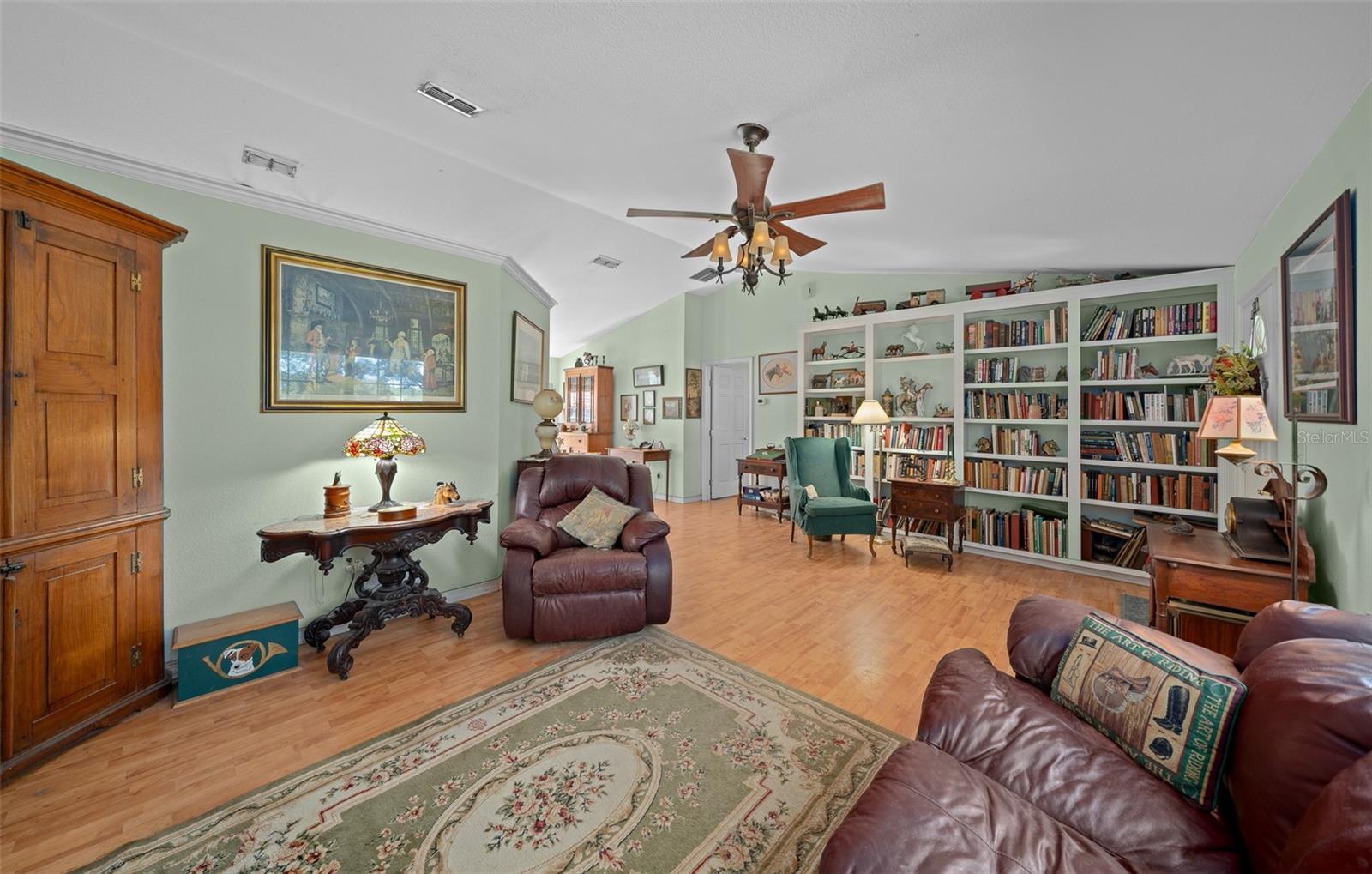 Image 22 of 58 For 399 155th Place