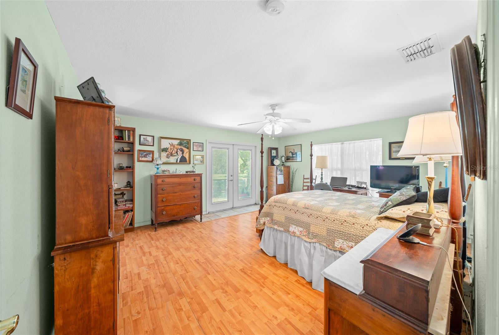 Image 28 of 58 For 399 155th Place