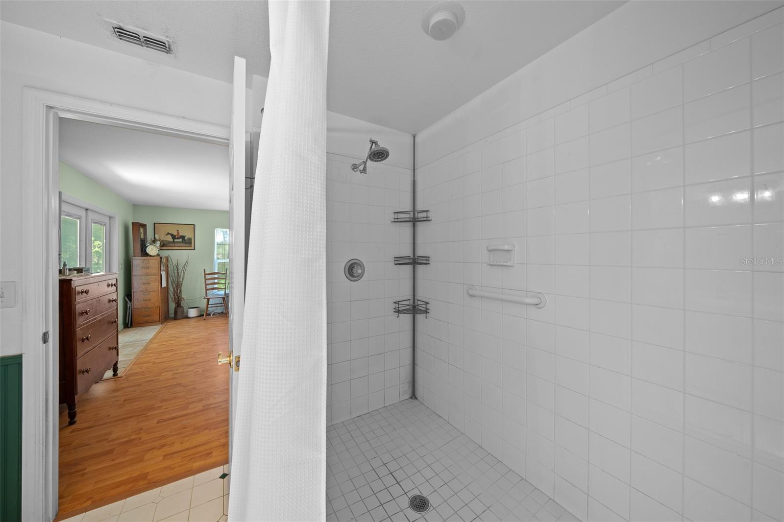 Image 34 of 58 For 399 155th Place