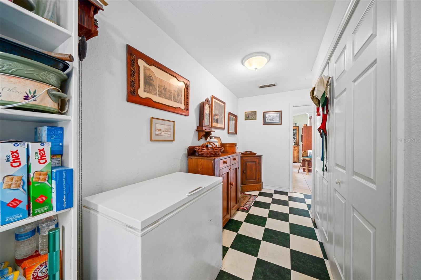 Image 42 of 58 For 399 155th Place