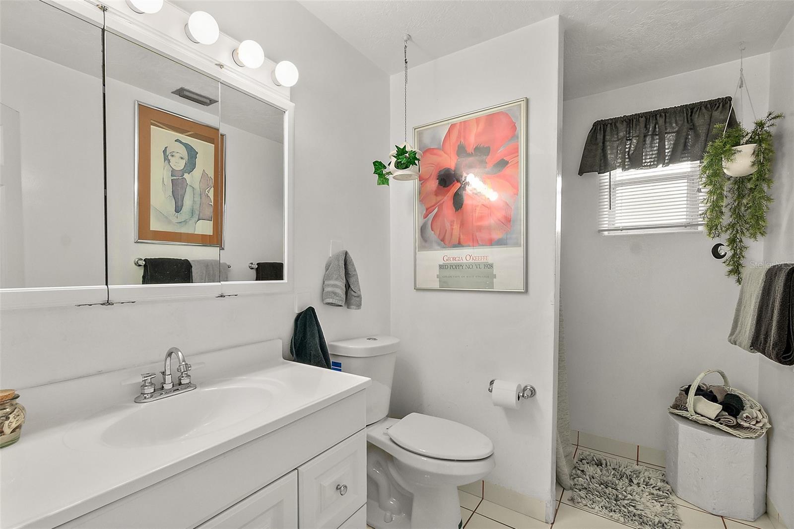 Image 28 of 45 For 210 Lincoln Avenue