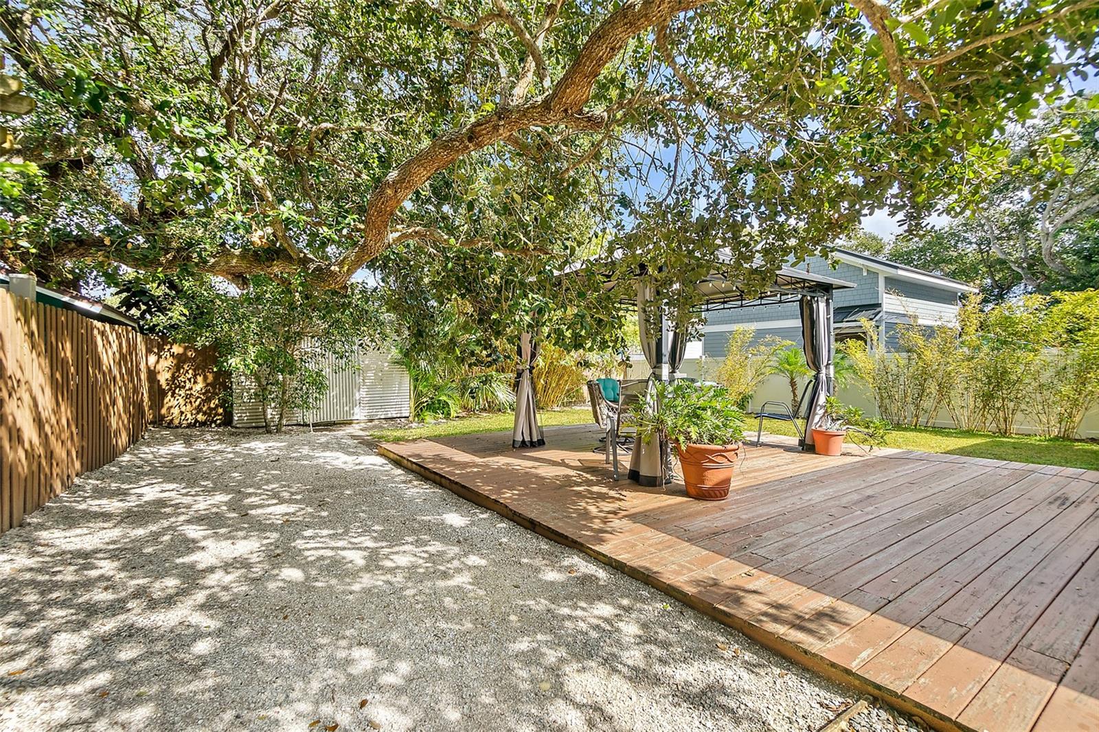 Image 36 of 45 For 210 Lincoln Avenue