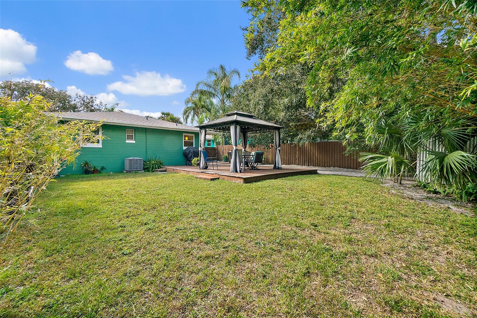 Image 41 of 45 For 210 Lincoln Avenue