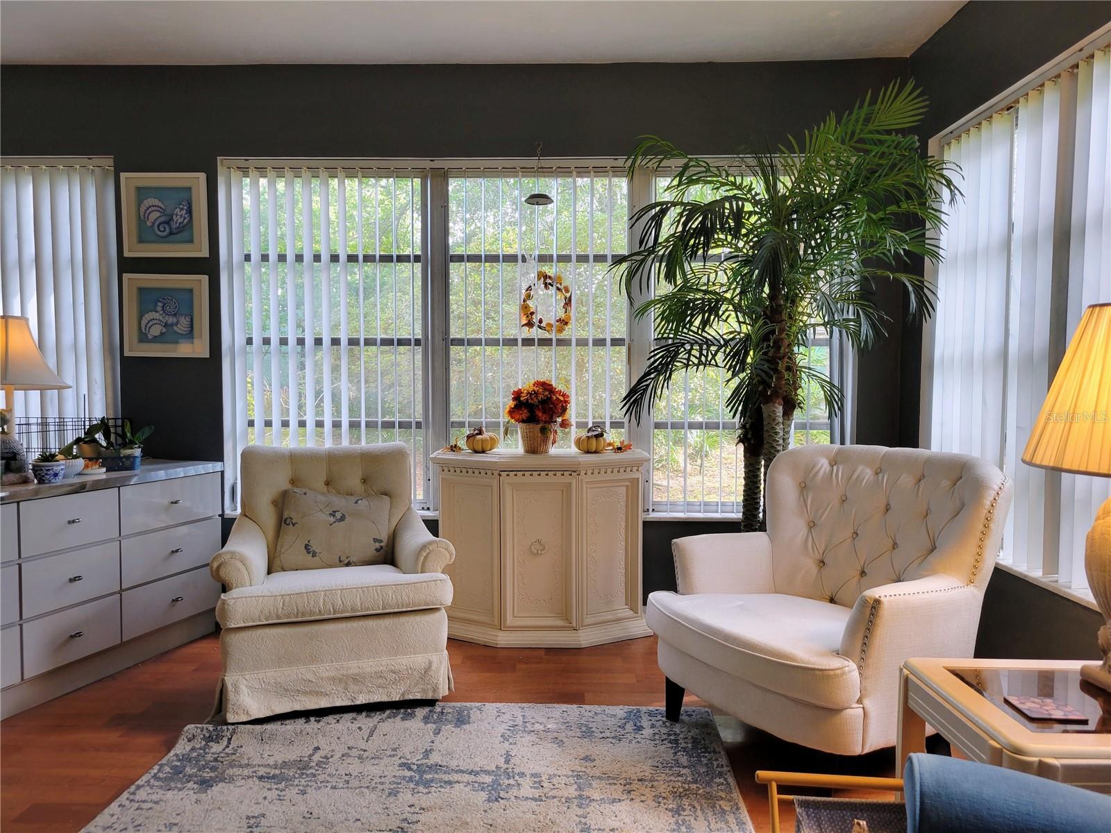 Image 22 of 35 For 2240 Howard Place