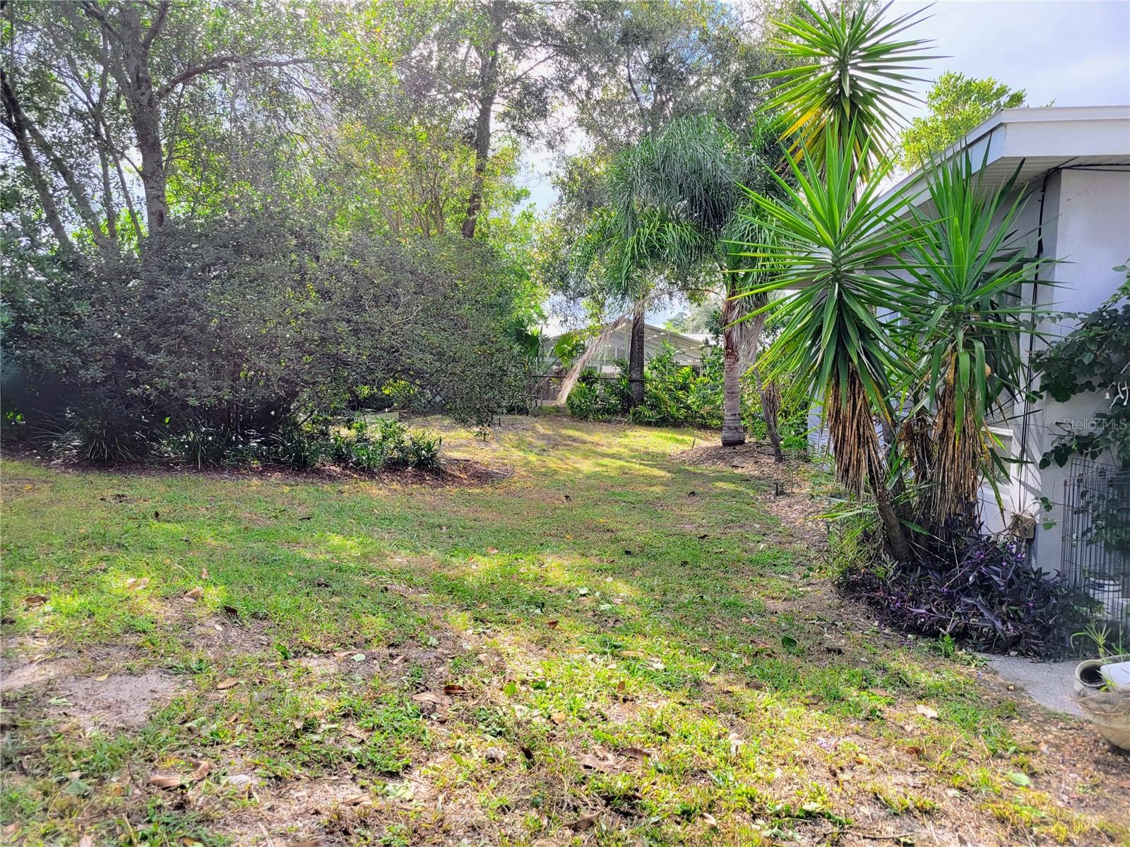 Image 31 of 35 For 2240 Howard Place