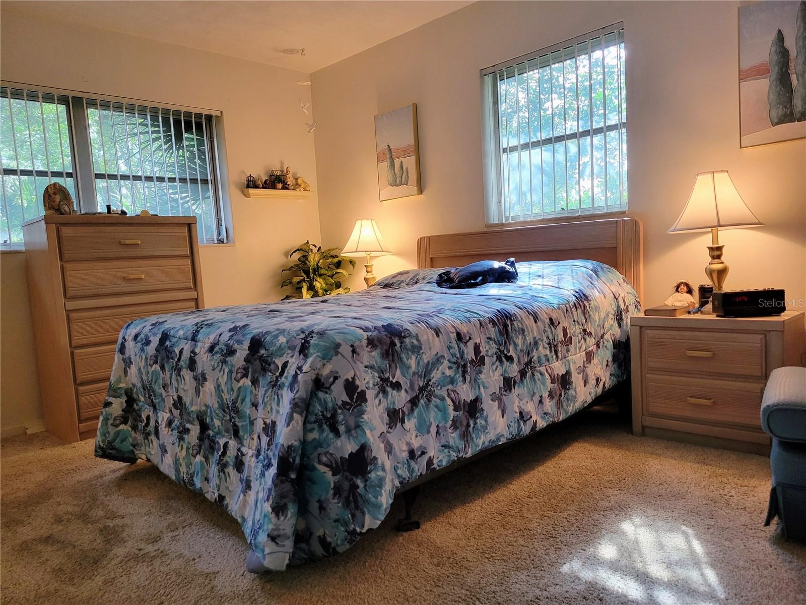 Image 9 of 35 For 2240 Howard Place