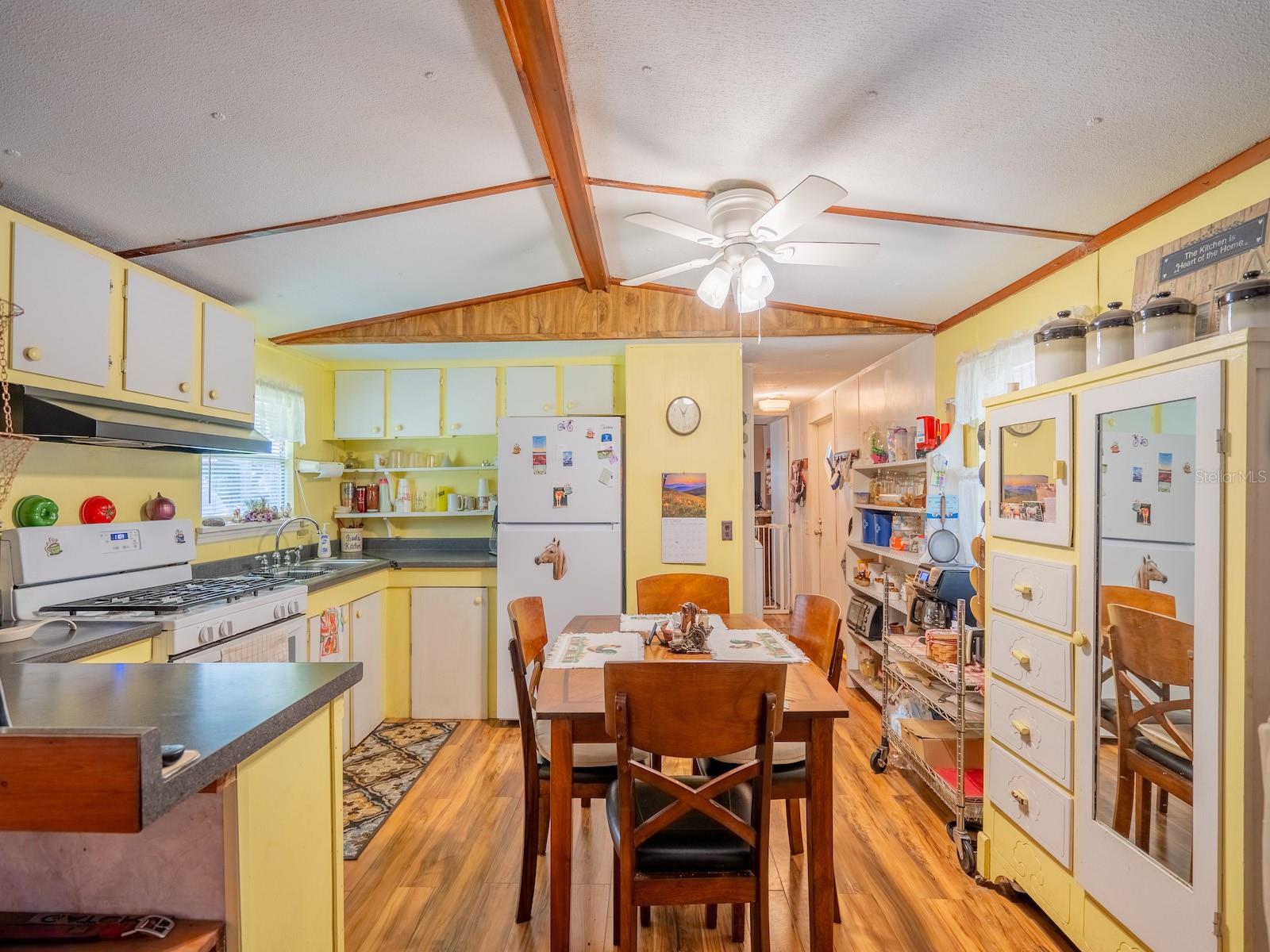 Image 11 of 53 For 15429 38th Court