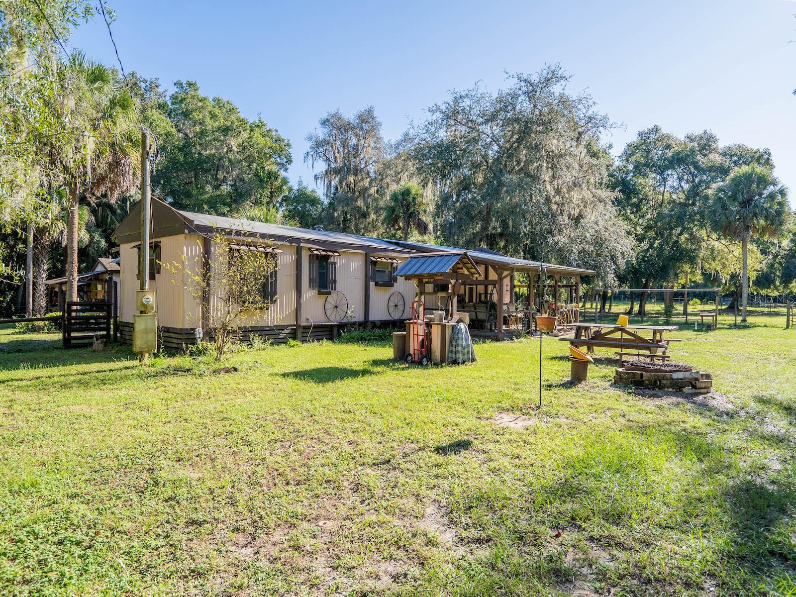 Image 37 of 53 For 15429 38th Court