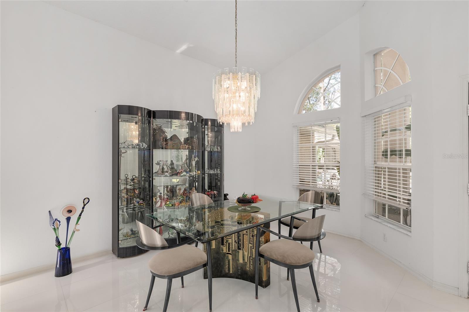 Image 19 of 89 For 90 Winding River Lane