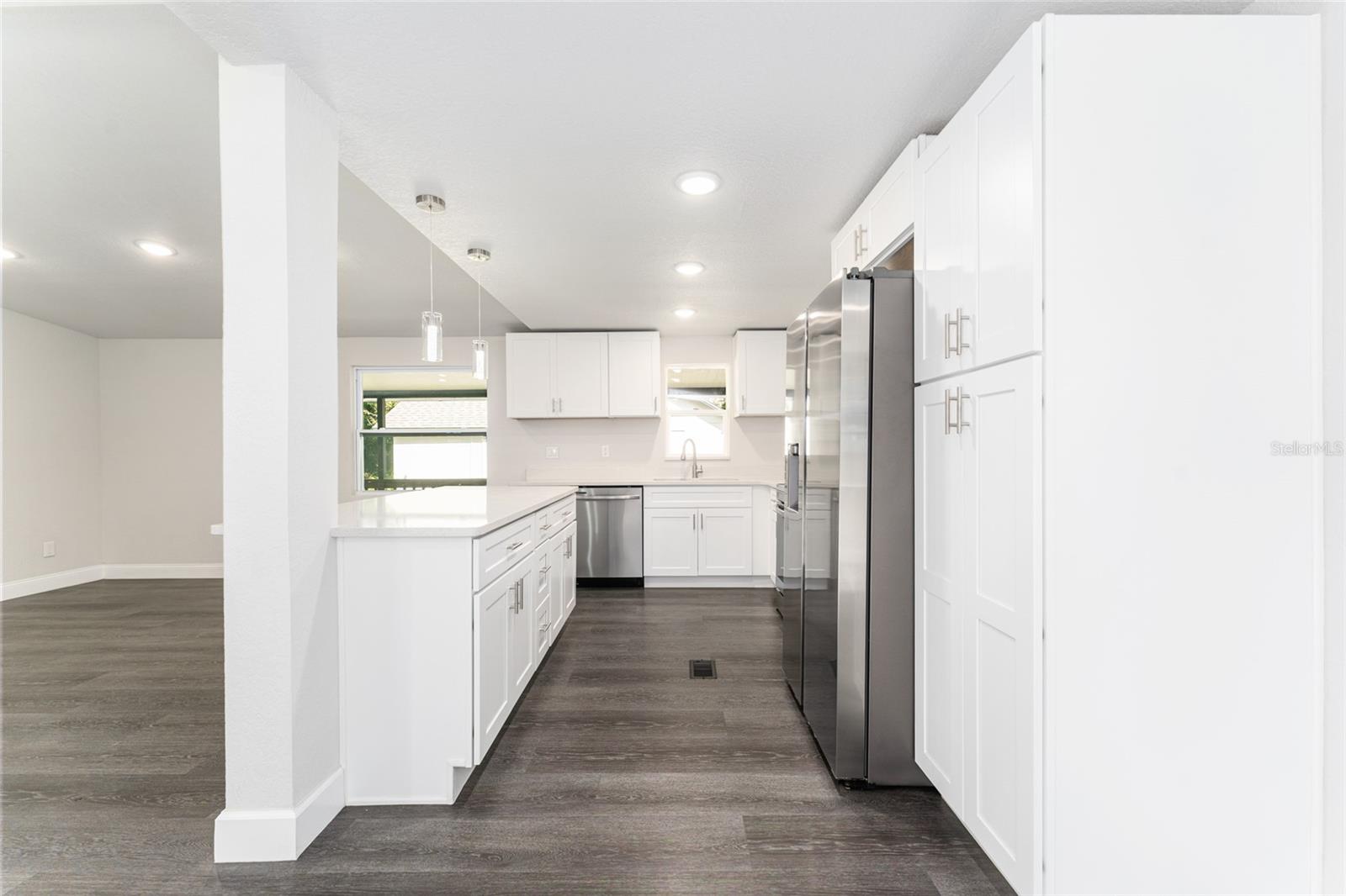 Image 23 of 62 For 9405 140th Place