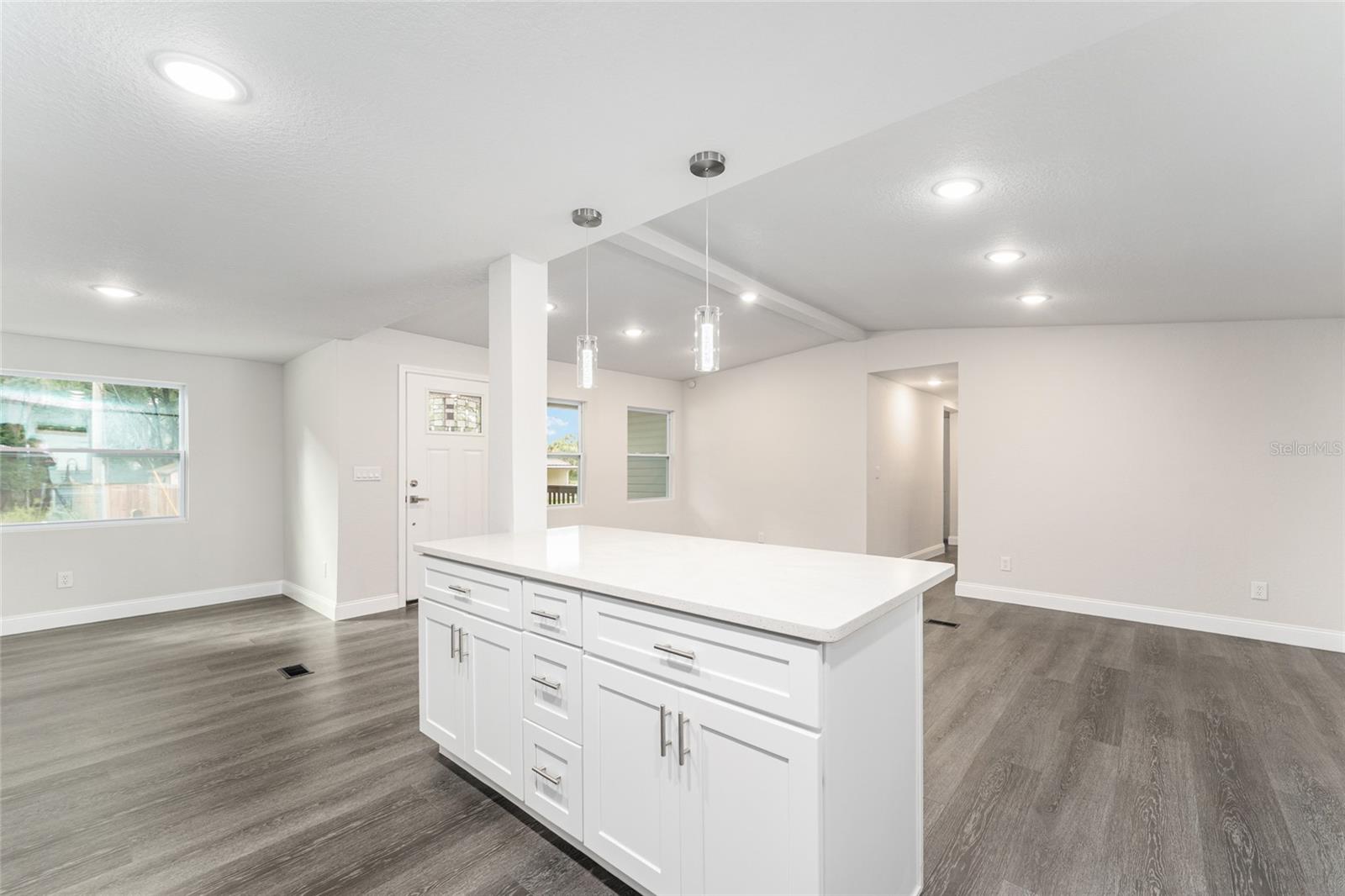 Image 26 of 62 For 9405 140th Place