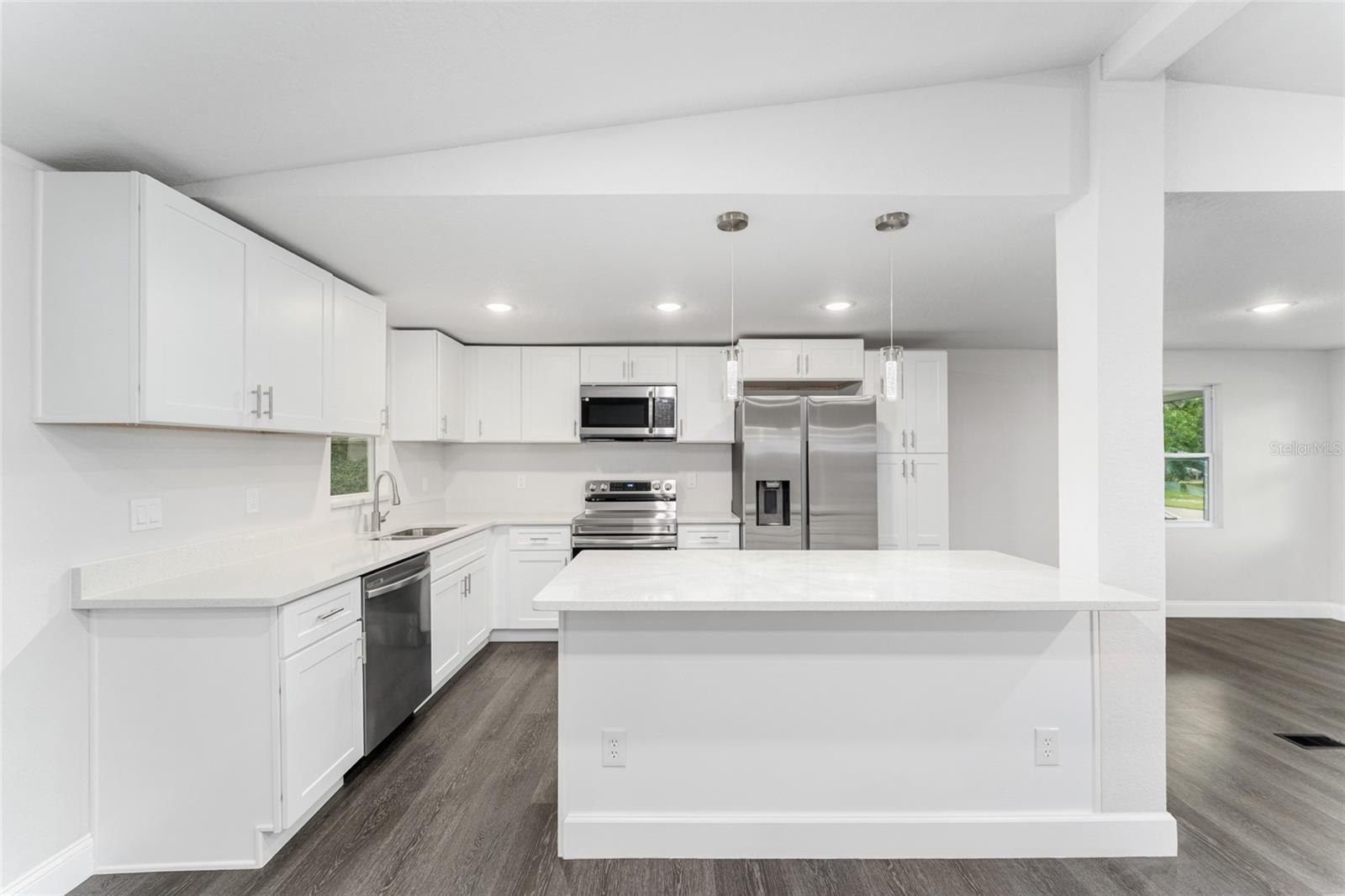 Image 29 of 62 For 9405 140th Place