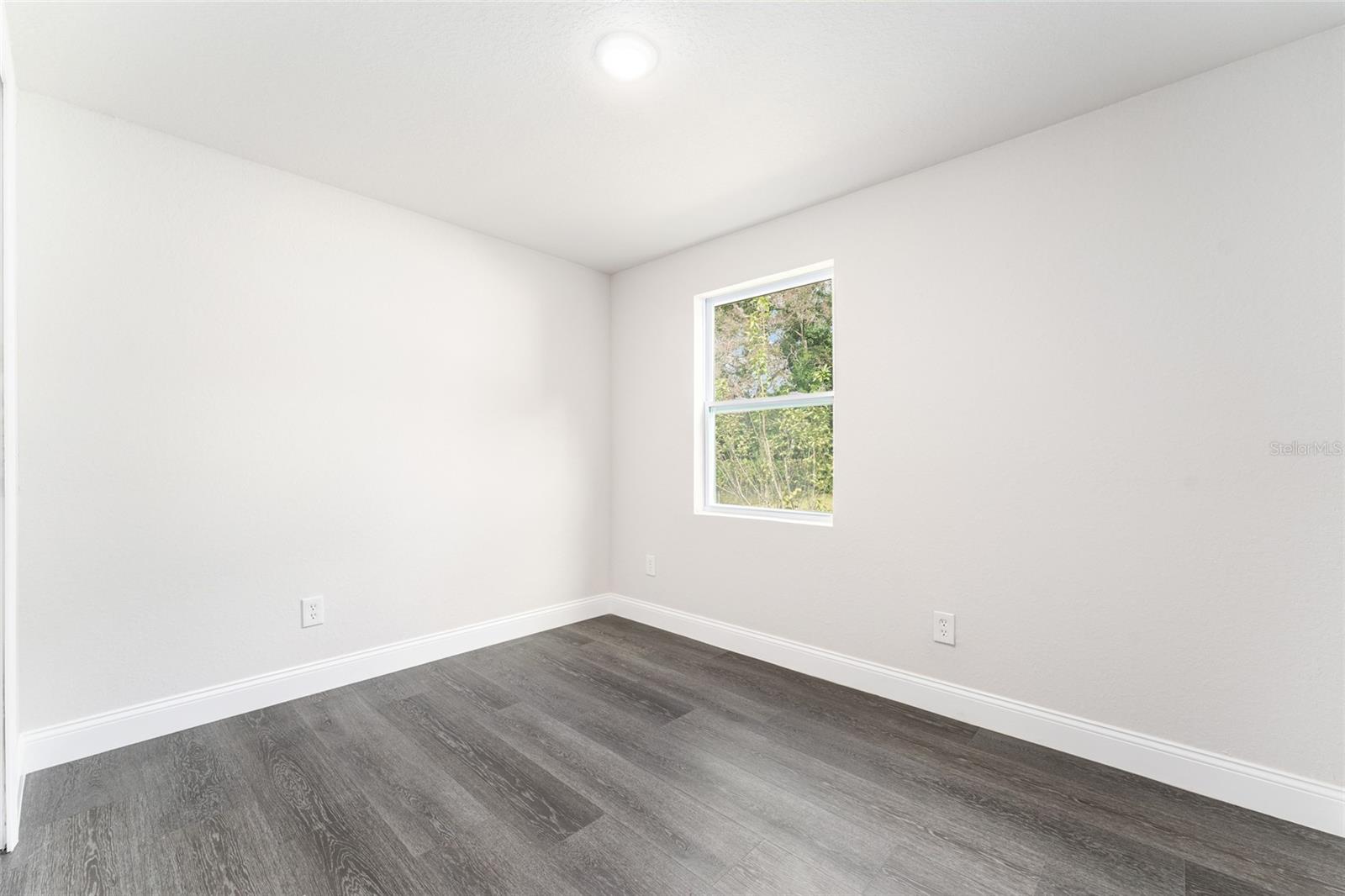 Image 40 of 62 For 9405 140th Place