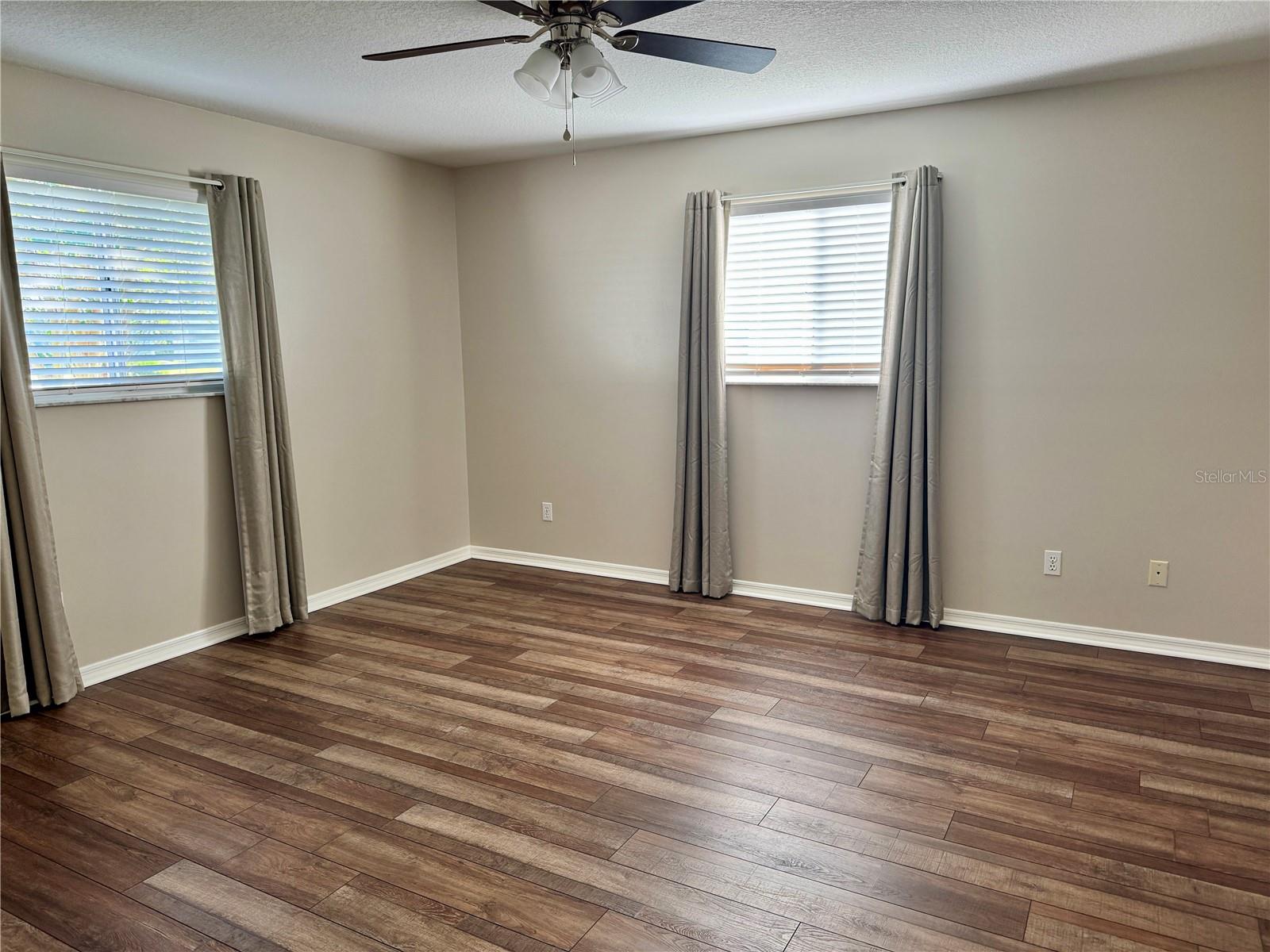 Image 16 of 29 For 6346 60th Court