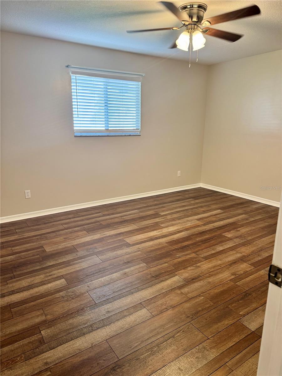 Image 20 of 29 For 6346 60th Court