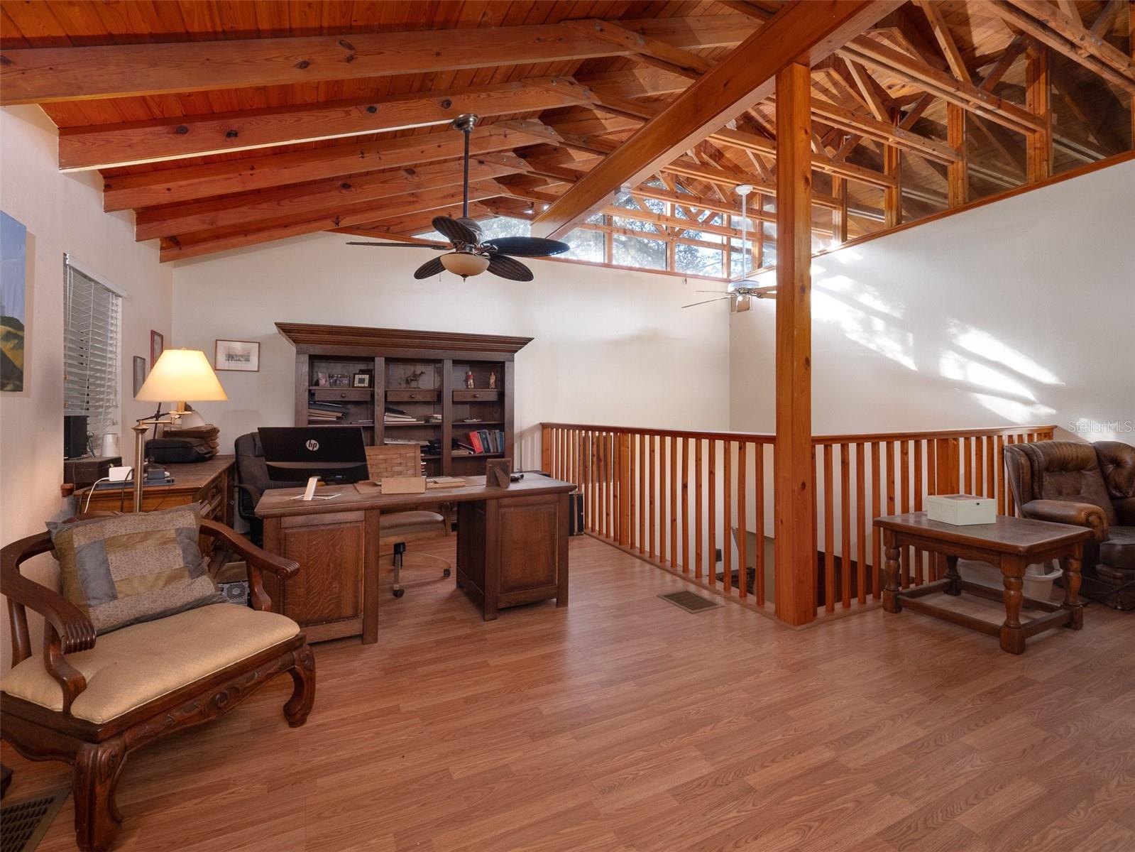 Image 11 of 34 For 13010 90th Avenue