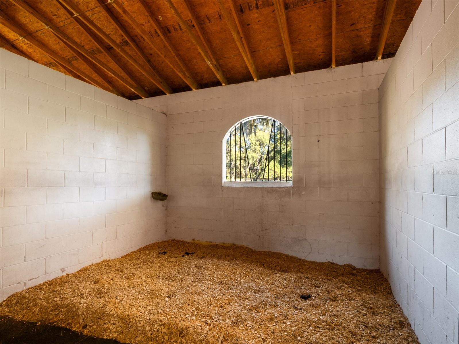 Image 20 of 34 For 13010 90th Avenue