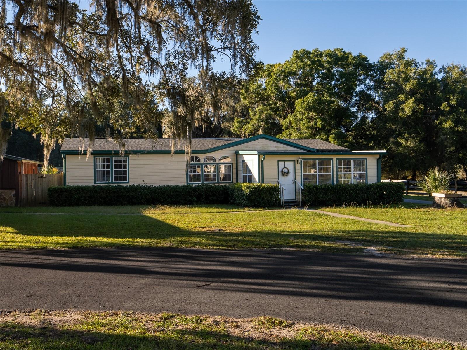 Image 24 of 34 For 13010 90th Avenue