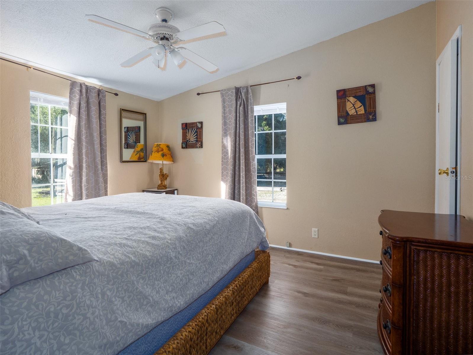 Image 32 of 34 For 13010 90th Avenue