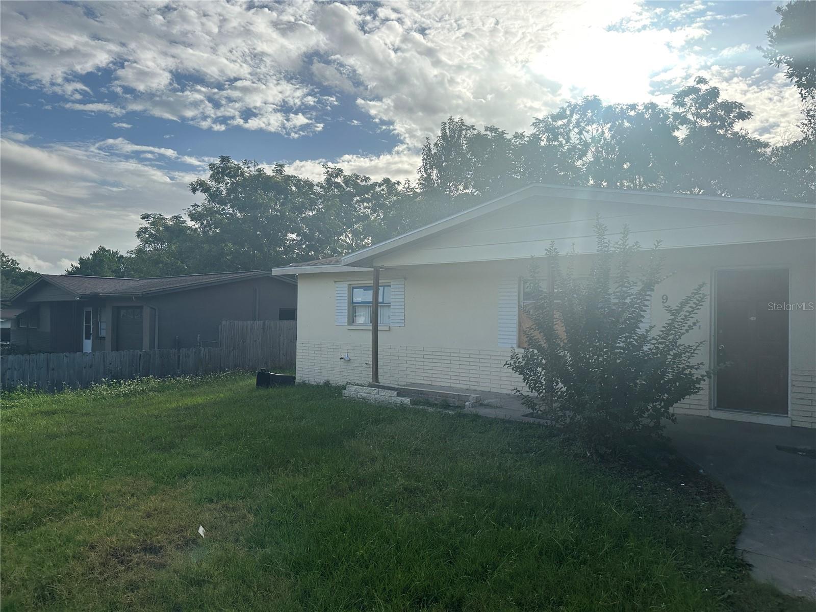 Image 2 of 3 For 9 Lee Street