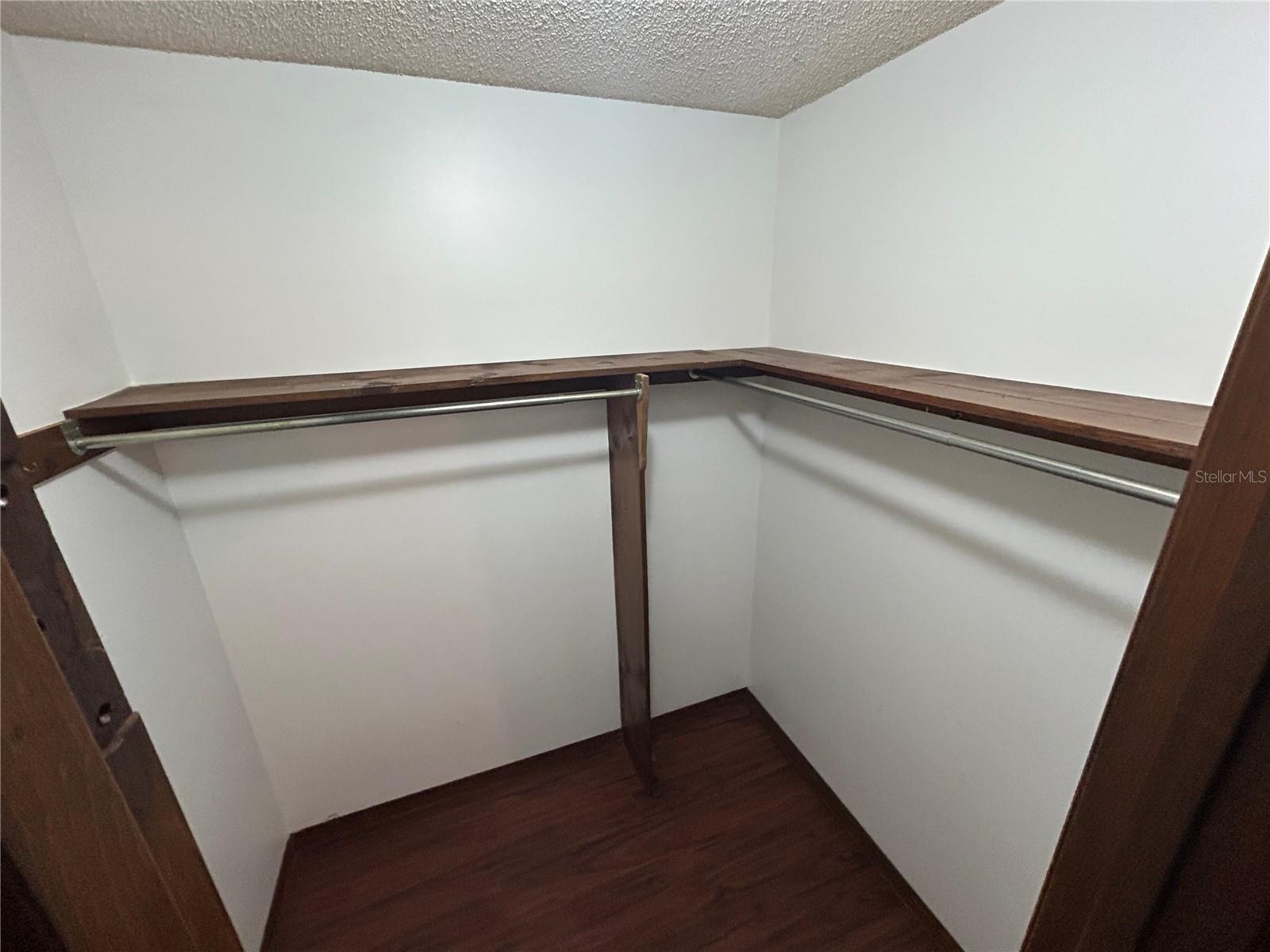 Image 13 of 18 For 1536 43rd Terrace