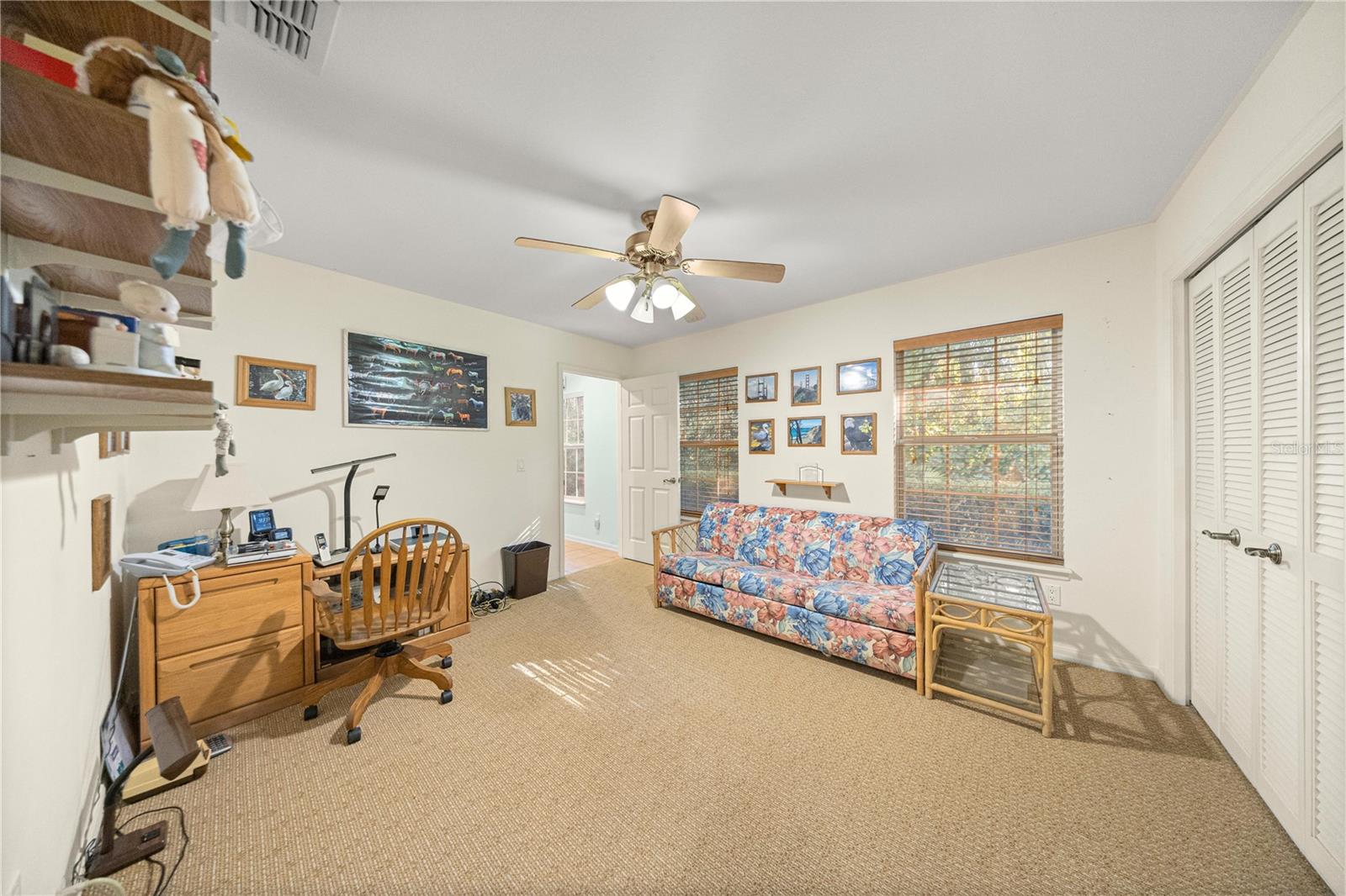 Image 18 of 31 For 5025 4th Circle